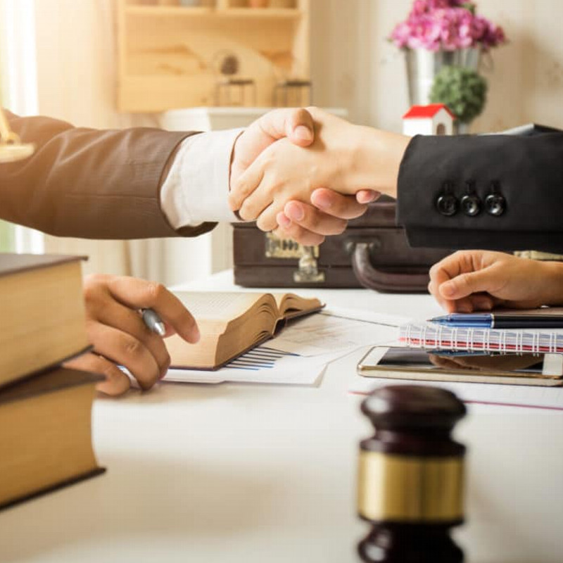 ABOGADOS EN TEMAS MIGRATORIOS